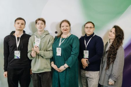 Студенты изучают ИИ в журналистике